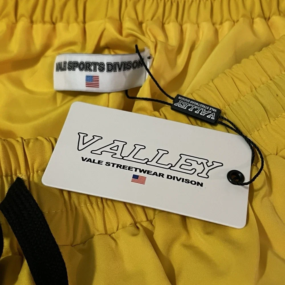 Vale Valley Soccer Track Pants L Yellow Joggers Vale Sports Division Baggy
